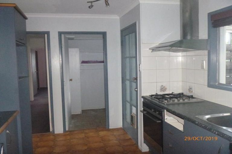 Photo of property in 63 Reynella Drive, Massey, Auckland, 0614