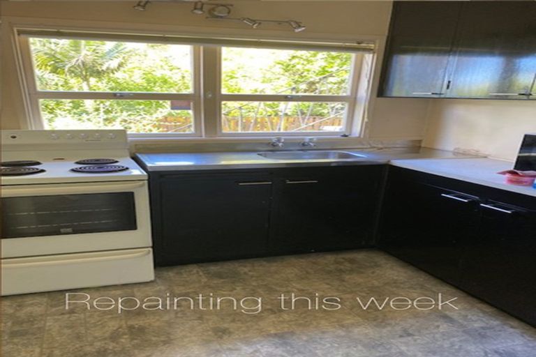 Photo of property in 60-62 Exmouth Road, Northcote, Auckland, 0627