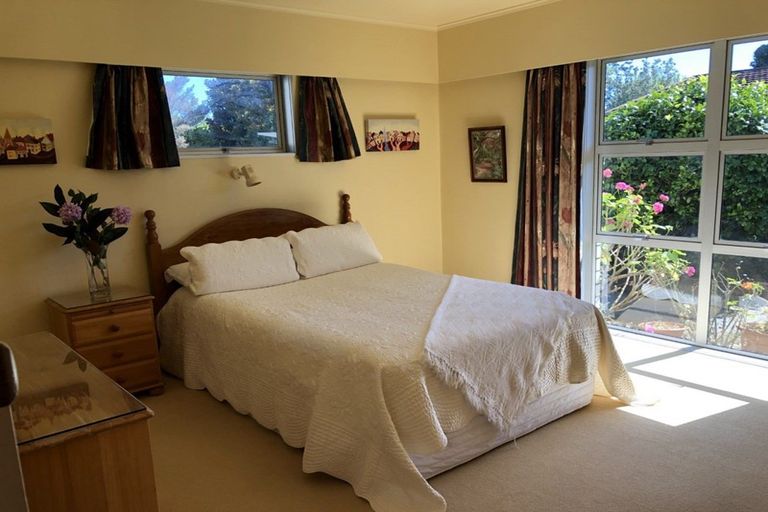 Photo of property in 19 Erin Street, Hokowhitu, Palmerston North, 4410