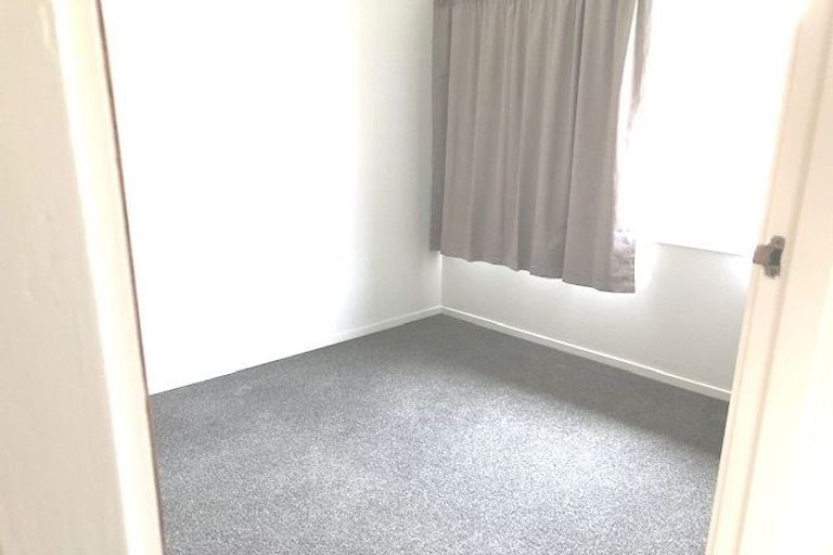 Photo of property in 10/79 Glendale Road, Glen Eden, Auckland, 0602