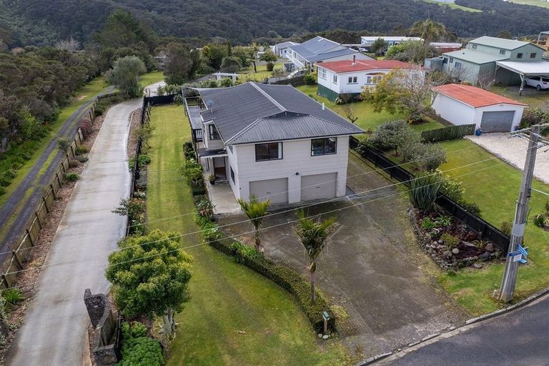 Photo of property in 75 Yorke Road, Haruru, 0204