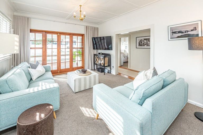 Photo of property in 3 Carlton Avenue, Gonville, Whanganui, 4501