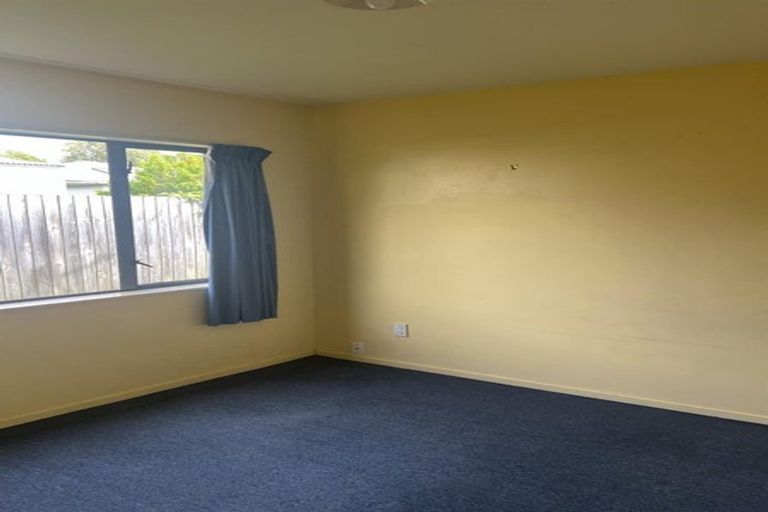 Photo of property in 11/11a Euston Street, Riccarton, Christchurch, 8041