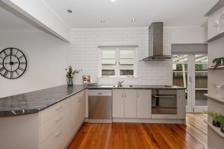 Photo of property in 452 River Road, Fairfield, Hamilton, 3214