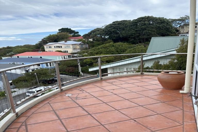 Photo of property in 12b Hinau Road, Hataitai, Wellington, 6021