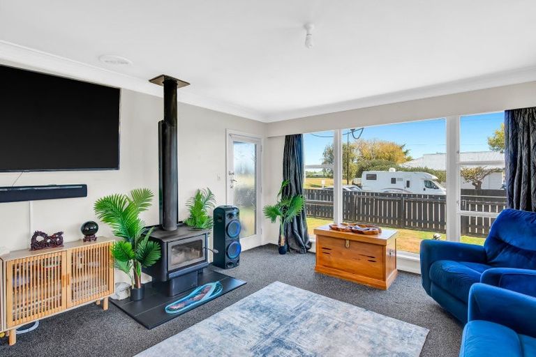 Photo of property in 2 Bowen Street, Levin, 5510