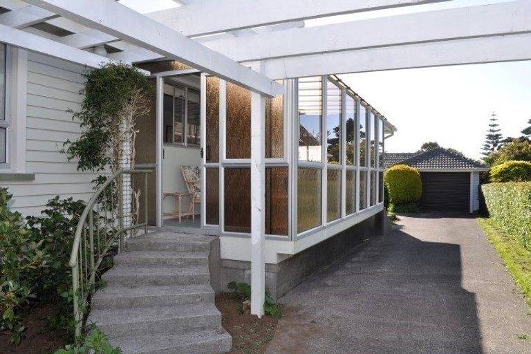 Photo of property in 21 Tainui Street, Welbourn, New Plymouth, 4312