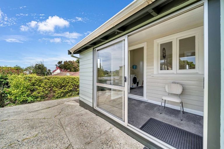 Photo of property in 35 Till Street, South Hill, Oamaru, 9400