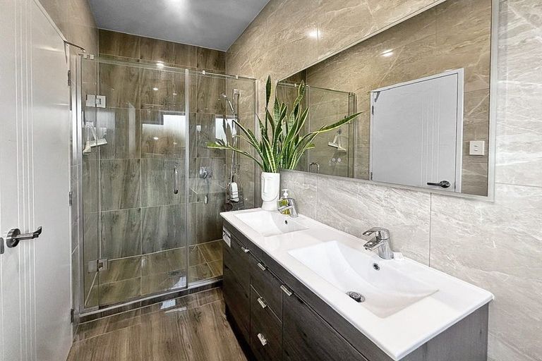 Photo of property in 52 Riverhead Point Drive, Riverhead, 0820