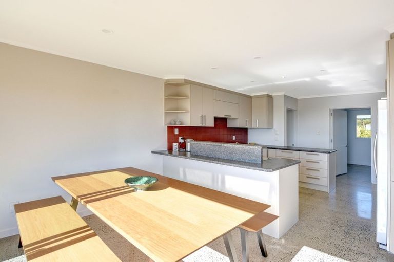 Photo of property in 17 Palmer Place, Taieri Beach, Taieri Mouth, 9091