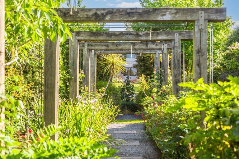 Photo of property in 89 Lea Grove, Levin, 5572