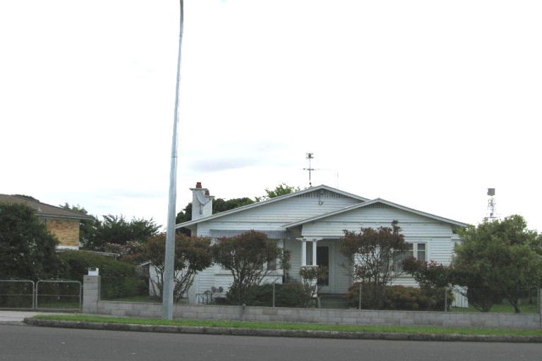 Photo of property in 88 Rosebank Road, Avondale, Auckland, 1026