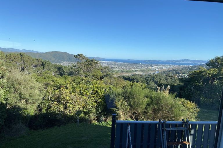 Photo of property in 30 Mossburn Grove, Kelson, Lower Hutt, 5010