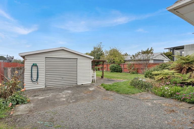 Photo of property in 412 Main North Road, Redwood, Christchurch, 8051