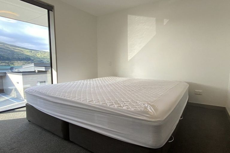 Photo of property in La Residence Du Lac, 34/527 Frankton Road, Queenstown, 9300