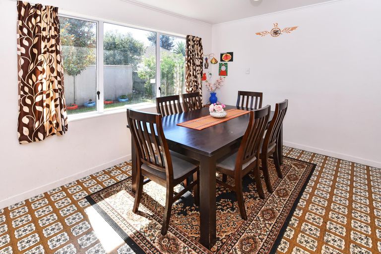 Photo of property in 280a Puhinui Road, Papatoetoe, Auckland, 2025