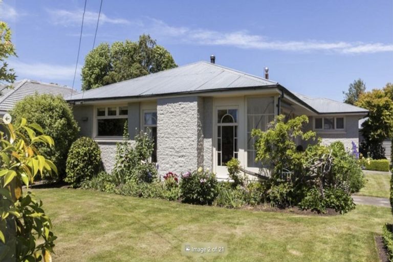 Photo of property in 20 Joyce Crescent, Ilam, Christchurch, 8041