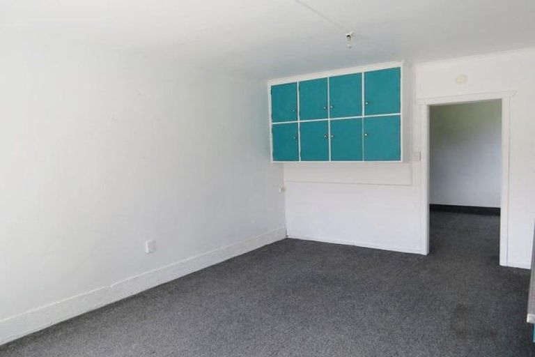 Photo of property in 84 Carrington Street, Lower Vogeltown, New Plymouth, 4310