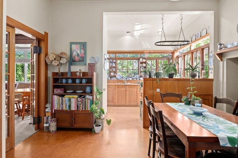 Photo of property in 17 Te Aroha Street, Hamilton East, Hamilton, 3216