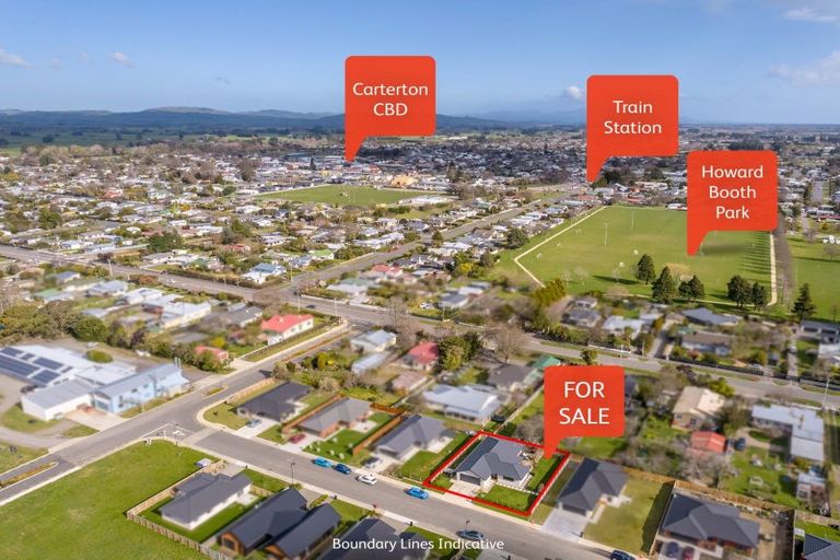 Photo of property in 7 Kakariki Crescent, Carterton, 5713