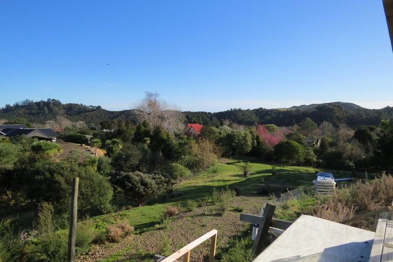 Photo of property in 95 Top Town Place, Coromandel, 3506