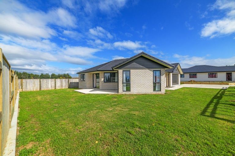 Photo of property in 9 Kereru Street, Marton, 4710