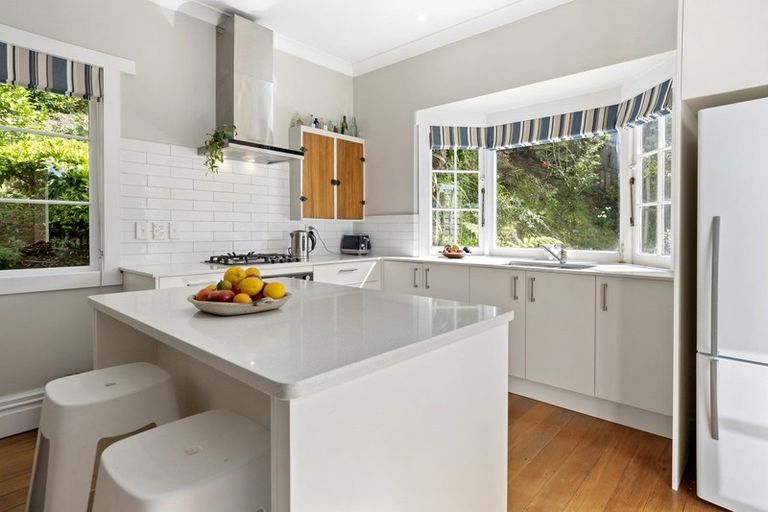 Photo of property in 80 Fourth Avenue, Tauranga, 3110