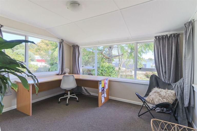 Photo of property in 10 Mahoe Street, Inglewood, 4330