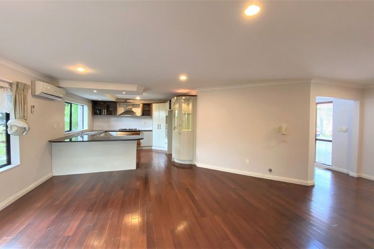 Photo of property in 102b Meadowland Drive, Somerville, Auckland, 2014