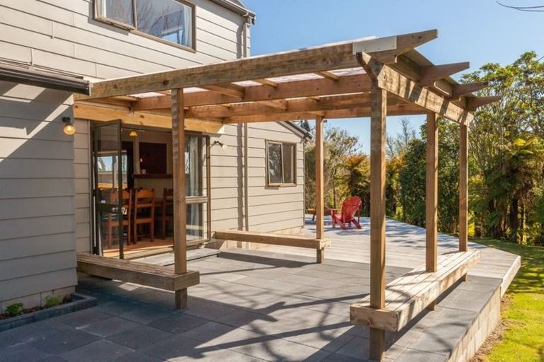 Photo of property in 10 Angela Place, Kinloch, Taupo, 3377