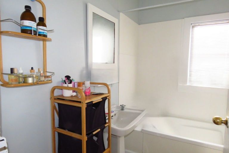 Photo of property in 153 Peel Street, Westport, 7825