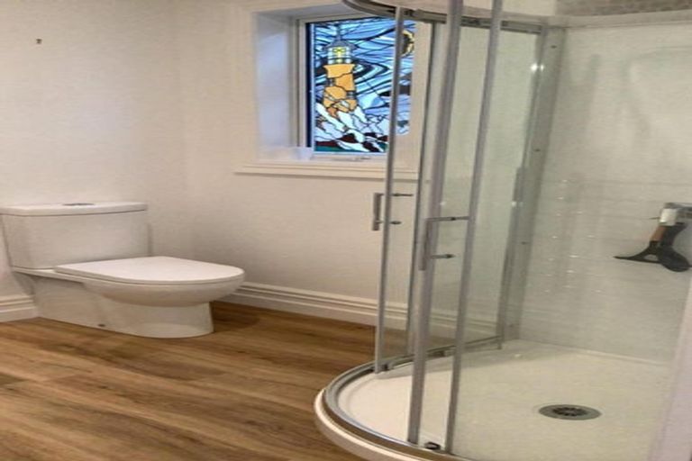 Photo of property in 19 Mozeley Avenue, Devonport, Auckland, 0624