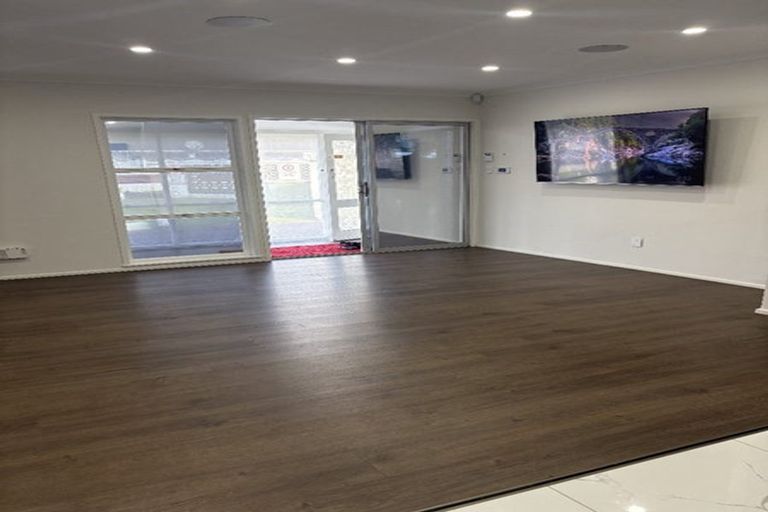 Photo of property in 1/113 Wallace Road, Papatoetoe, Auckland, 2025