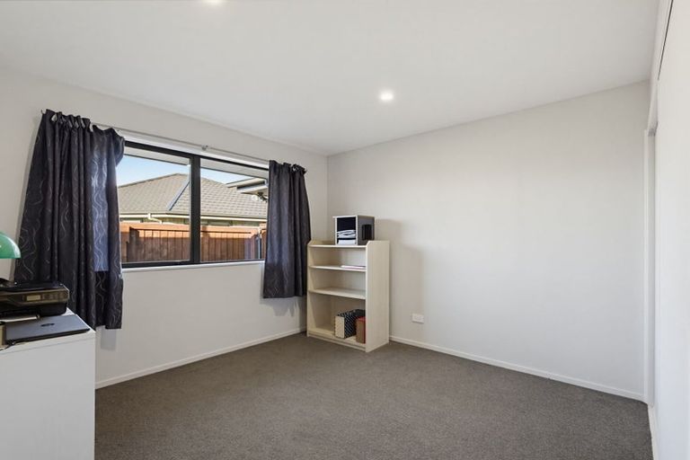 Photo of property in 12 Lloyds Close, Rolleston, 7614