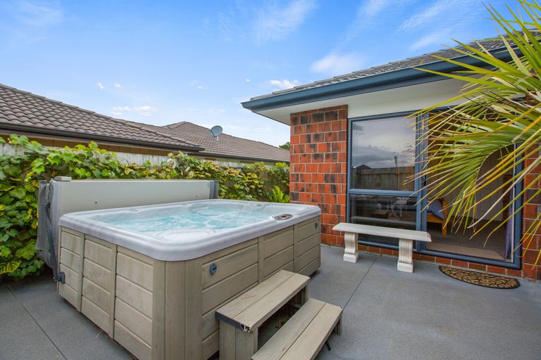 Photo of property in 1 Quail Court, Pyes Pa, Tauranga, 3112