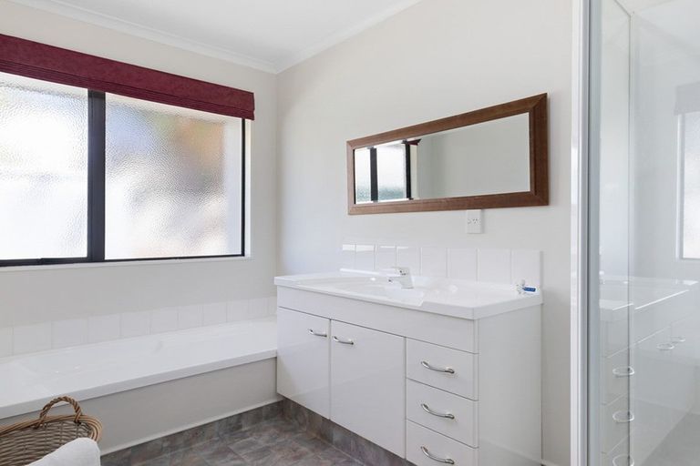 Photo of property in 22 Endeavour Street, Riversdale, Blenheim, 7201