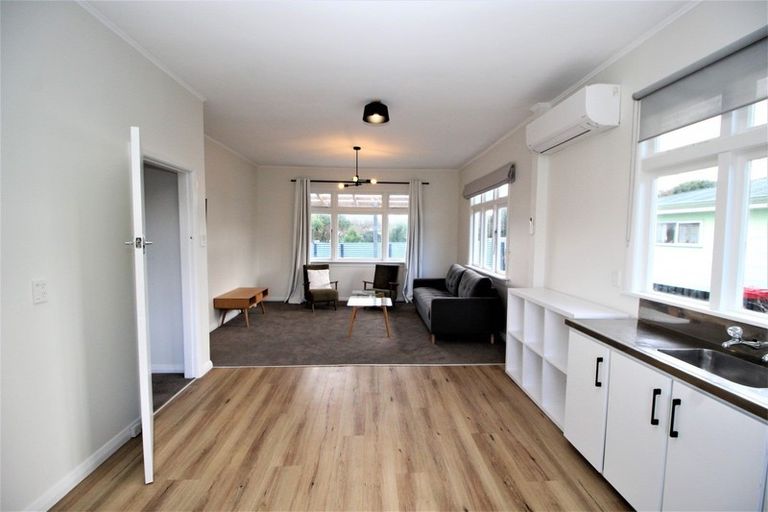 Photo of property in 69a Grey Street, Woodville, 4920