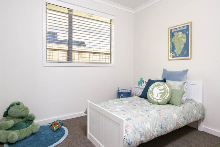 Photo of property in 11 Munro Oak Lane, Clevedon, Papakura, 2582