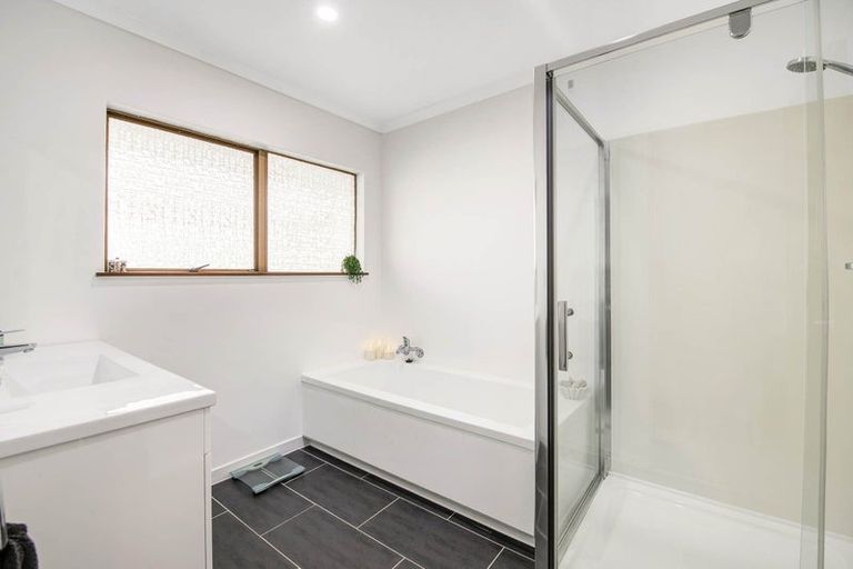 Photo of property in 39 Gledstane Road, Stanmore Bay, Whangaparaoa, 0932