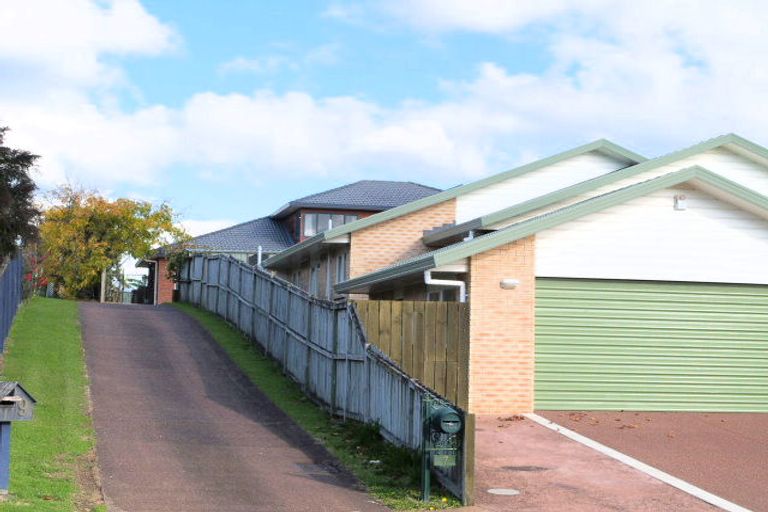 Photo of property in 9 Bob Charles Drive, Golflands, Auckland, 2013