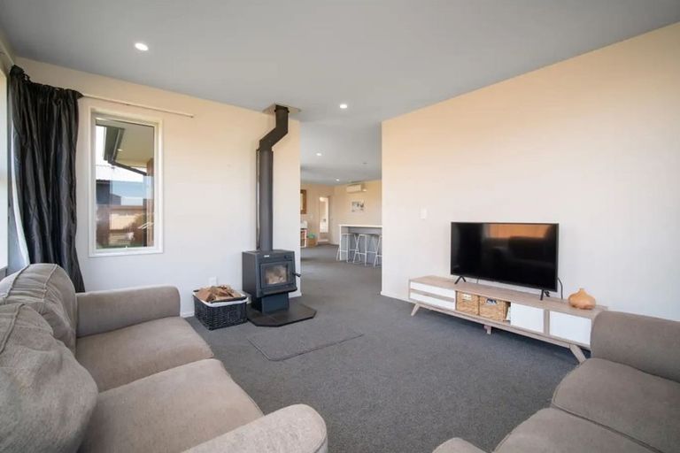 Photo of property in 19 Ridgeway Avenue, Rolleston, 7615