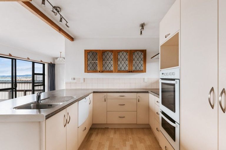 Photo of property in 87 Harbour View Road, Omokoroa, 3114