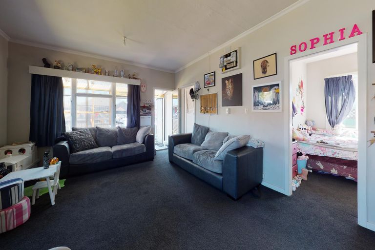 Photo of property in 83 Aitken Street, Ashburton, 7700