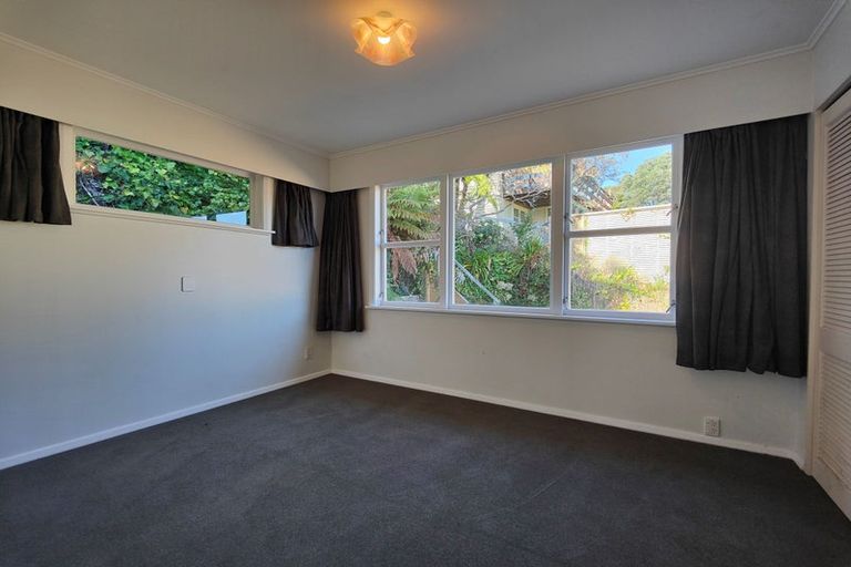 Photo of property in 14a Tawa Terrace, Tawa, Wellington, 5028