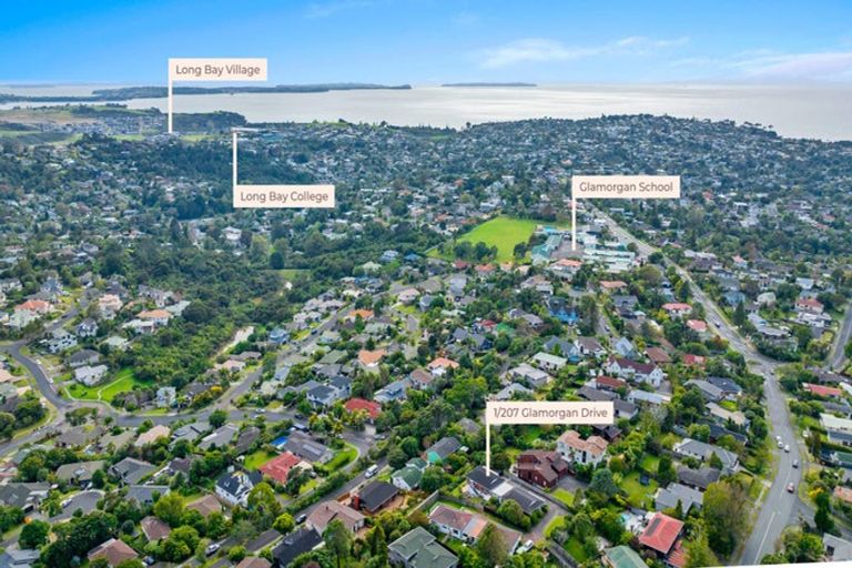 Photo of property in 1/207 Glamorgan Drive, Torbay, Auckland, 0630