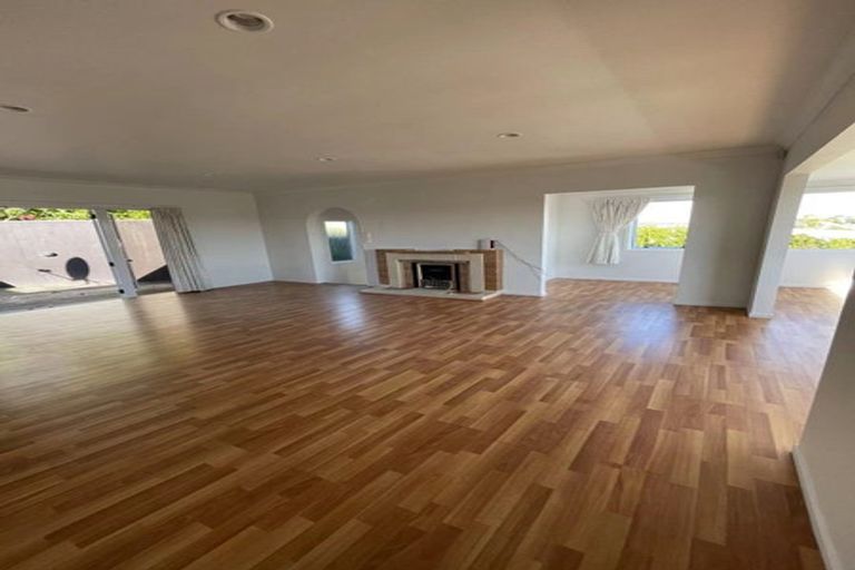 Photo of property in 9 Wolsley Avenue, Milford, Auckland, 0620