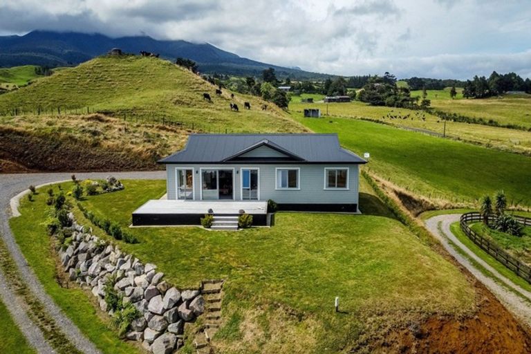 Photo of property in 539 Upper Pitone Road, Pitone, New Plymouth, 4374