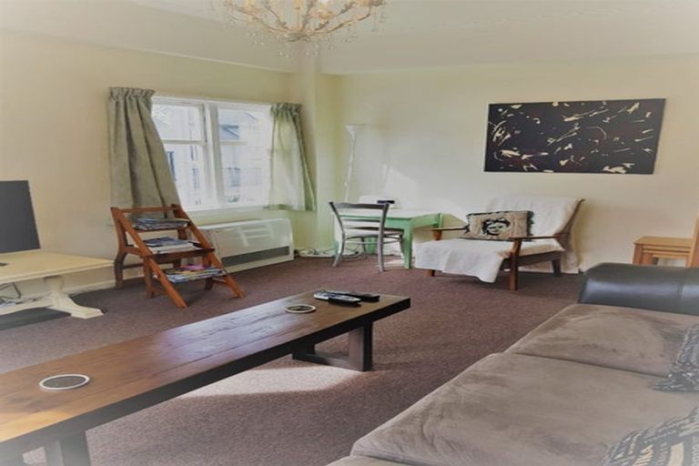 Photo of property in 55a Nairn Street, Mount Cook, Wellington, 6011