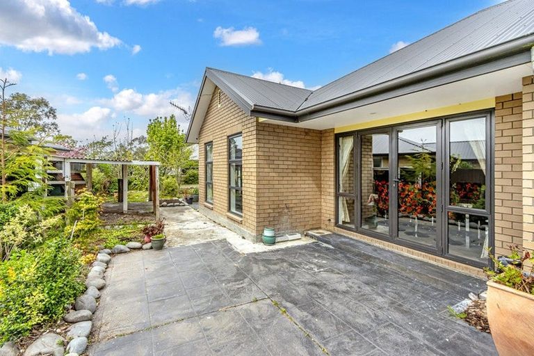 Photo of property in 10 Greenan Place, Doyleston, 7683