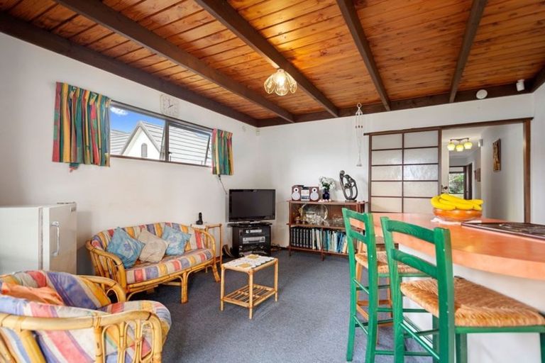 Photo of property in 33 Dickson Road, Papamoa Beach, Papamoa, 3118